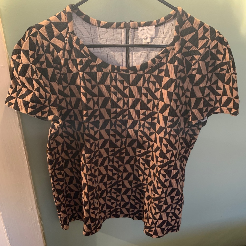 Postmark Anthropologie Geometric Textured Short Sleeve Top size M
